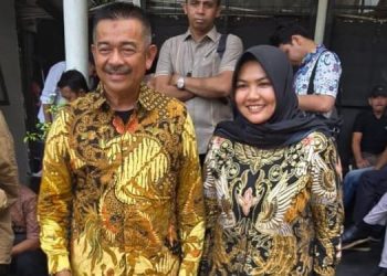 Pasangan Sahata (Syaifullah - Atika) Bupati dan Wakil Bupati Madina.